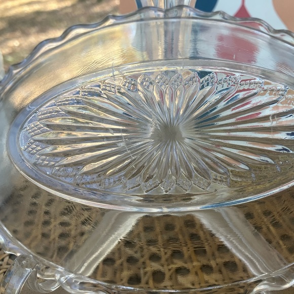Clear Pressed Glass Starburst Doubled Handled Serving/Relish Dish - Picture 11 of 11